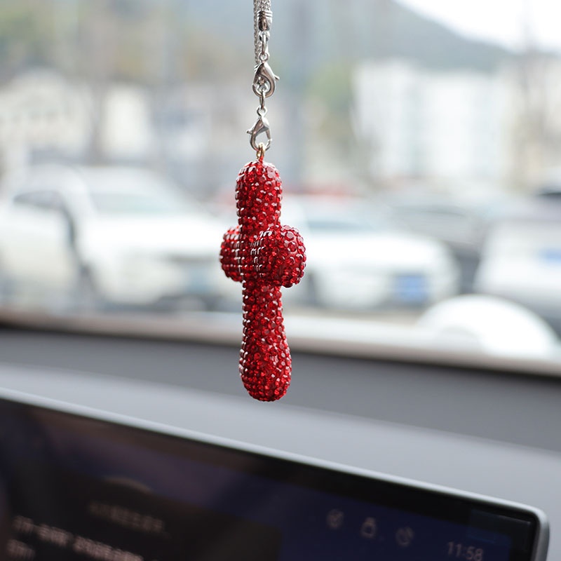 Ciondolo decorativo a forma di croce con strass in argilla di celebrità, venduto a livello internazionale su Internet, per interni auto da uomo e da donna_voghion.com