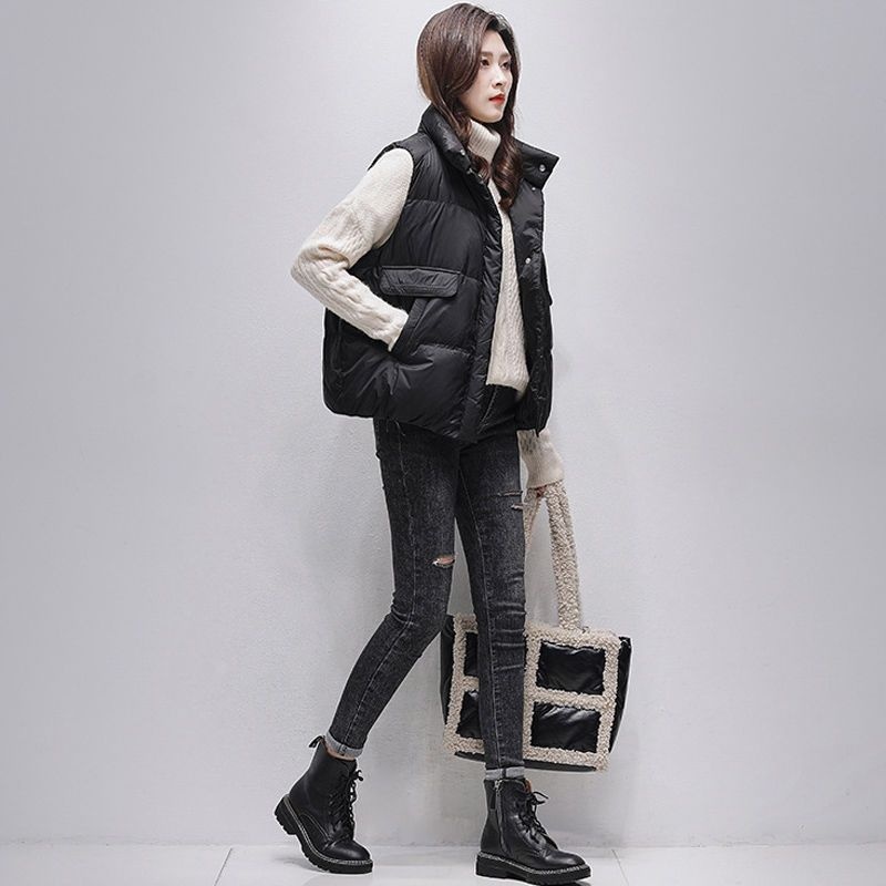 Doudoune ChicShe Petite pour femme, collection hiver 2025, col montant, duvet de canard blanc, coupe courte et ample, idéale pour l'hiver._voghion.com