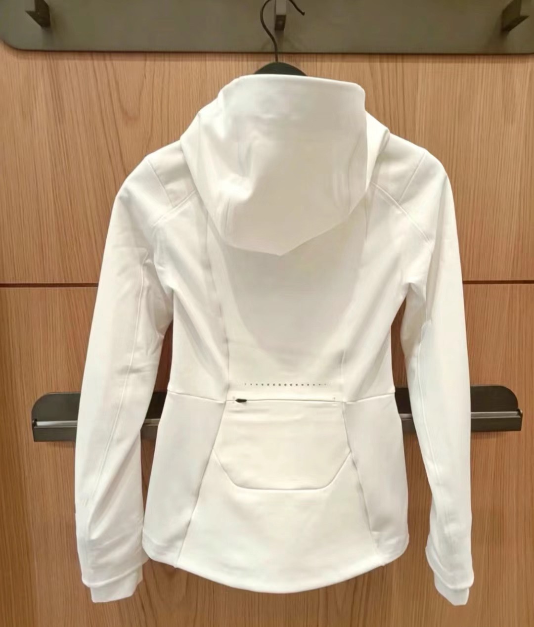 ActiveGo ActiveGo Winter LU Waterproof CrossChil Hooded Soft Shell Sports Jacket Fleece Lined Windbreaker With Reflective Night Vision_voghion.com