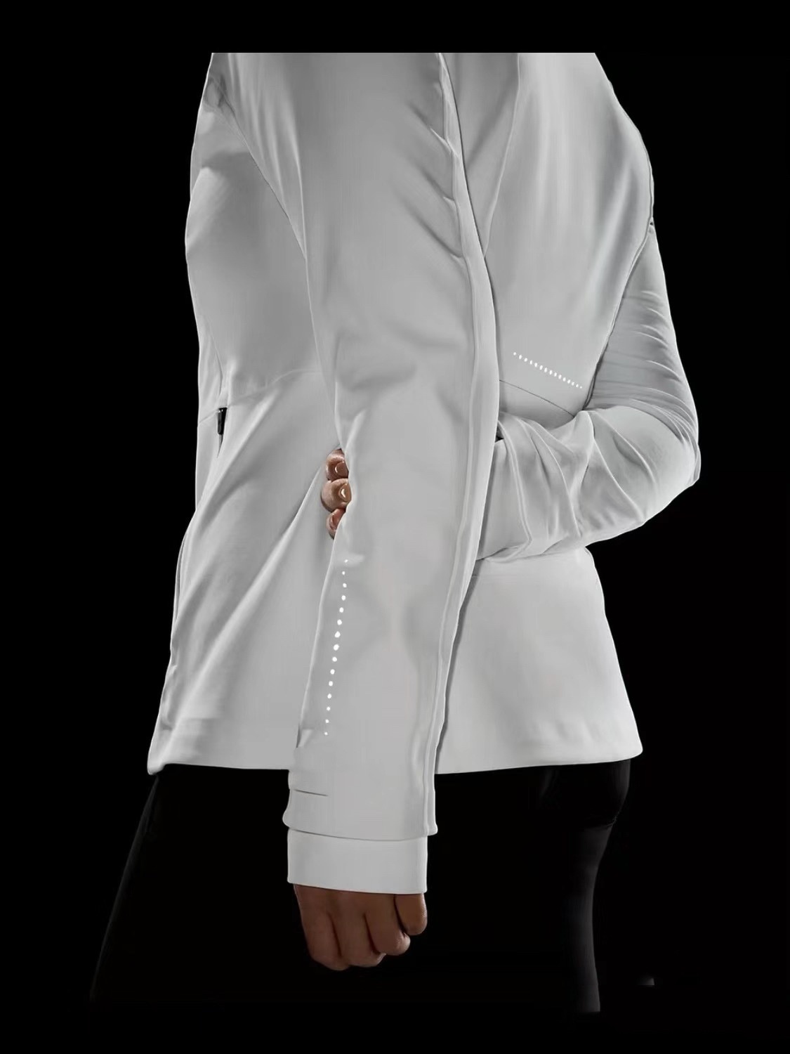 ActiveGo ActiveGo Winter LU Waterproof CrossChil Hooded Soft Shell Sports Jacket Fleece Lined Windbreaker With Reflective Night Vision_voghion.com