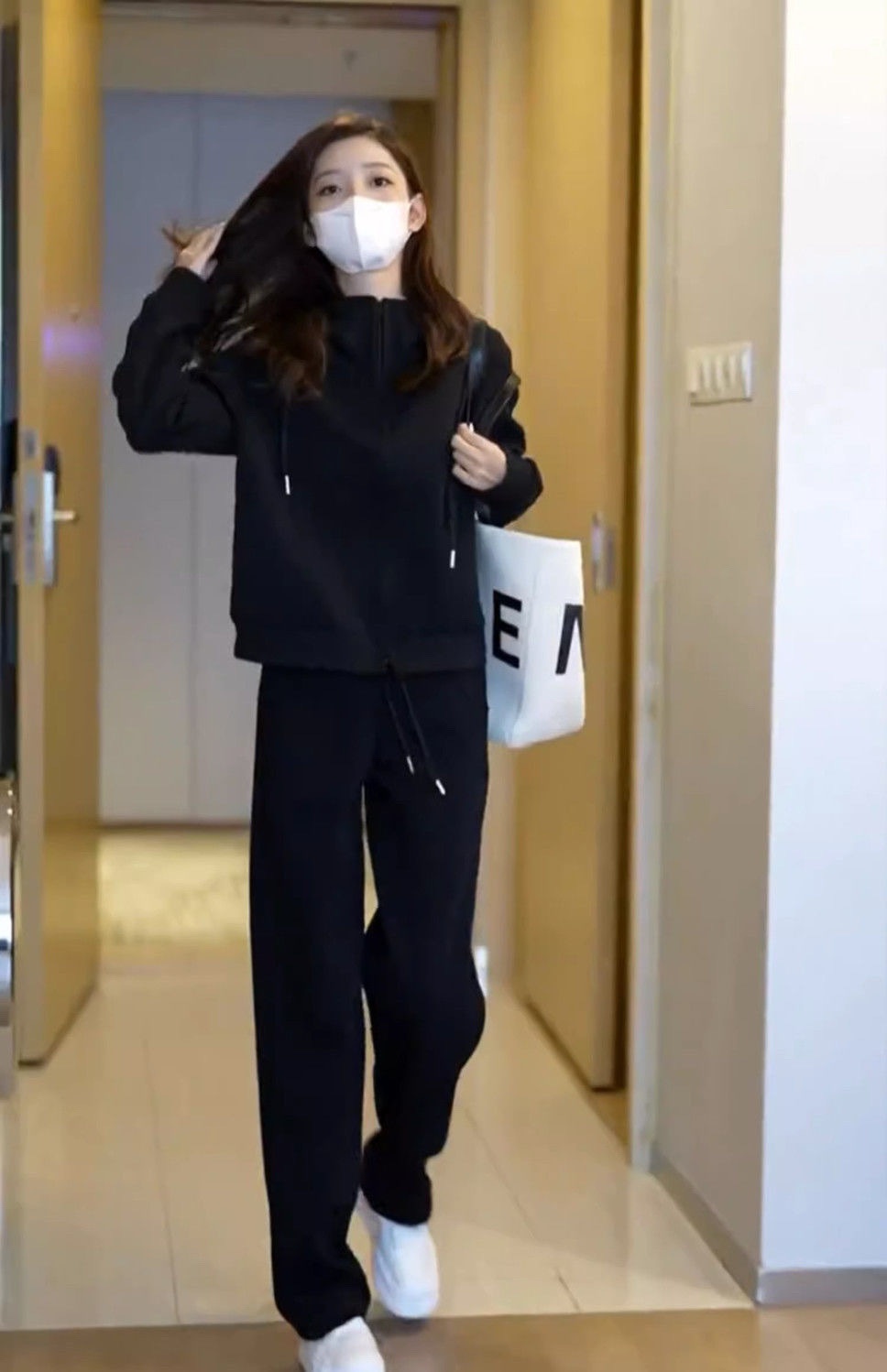 001 Felpa sportiva da donna, autunno, snellente, alla moda, piccola, anti-età, casual, da corsa, due pezzi_voghion.com