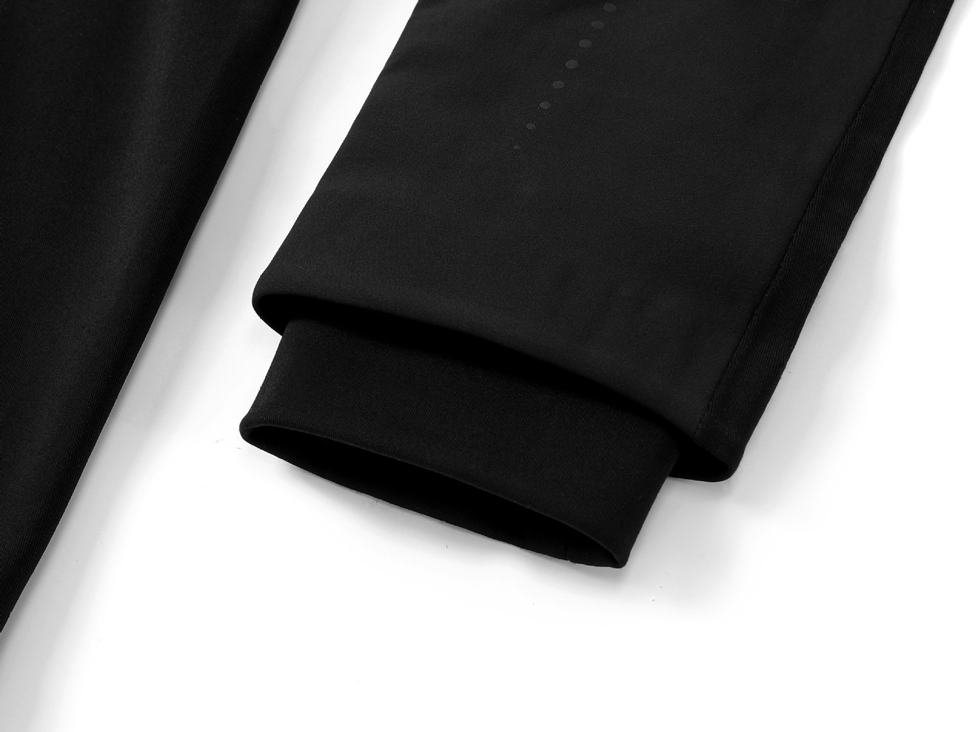 ActiveGo ActiveGo Winter LU Waterproof CrossChil Hooded Soft Shell Sports Jacket Fleece Lined Windbreaker With Reflective Night Vision_voghion.com