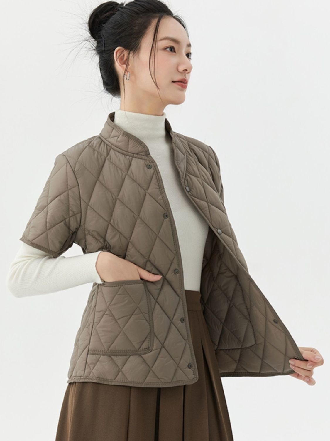 ChicShe Women's Short Jacket Lightweight Coat Autumn Winter Warm Clothing Mid-Sleeve Base Layer Down Cotton Liner Inner Wear_voghion.com