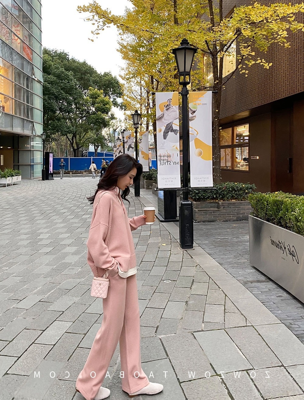 Ensemble deux pièces automne-hiver 001 : pull ample décontracté style européen pour femme, pantalon large et coupe sportive._voghion.com