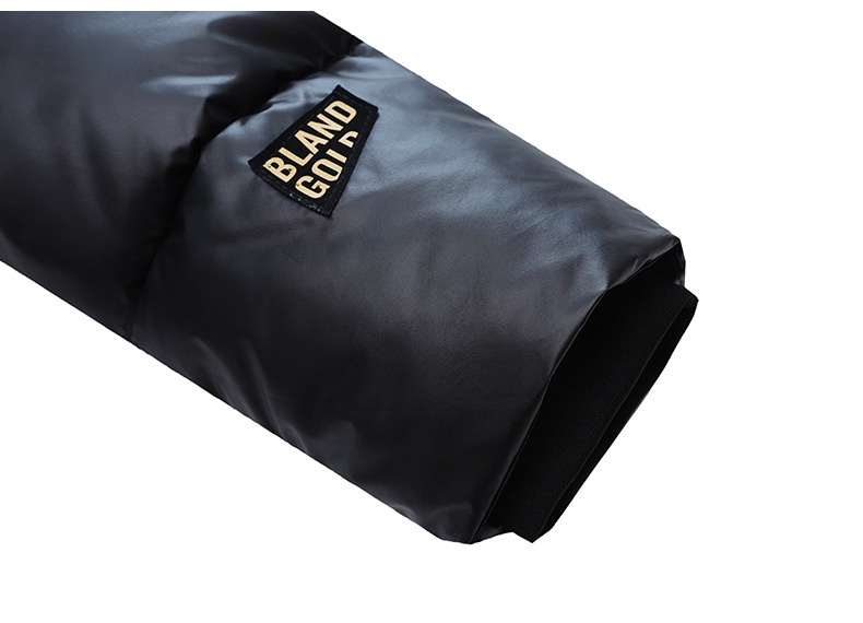 ChicShe Hochwertige schwarze Goldjacke für Damen, kurzer Stil, koreanische Version 2025, Kapuze, dickes Winter-Paar-Outfit_voghion.com