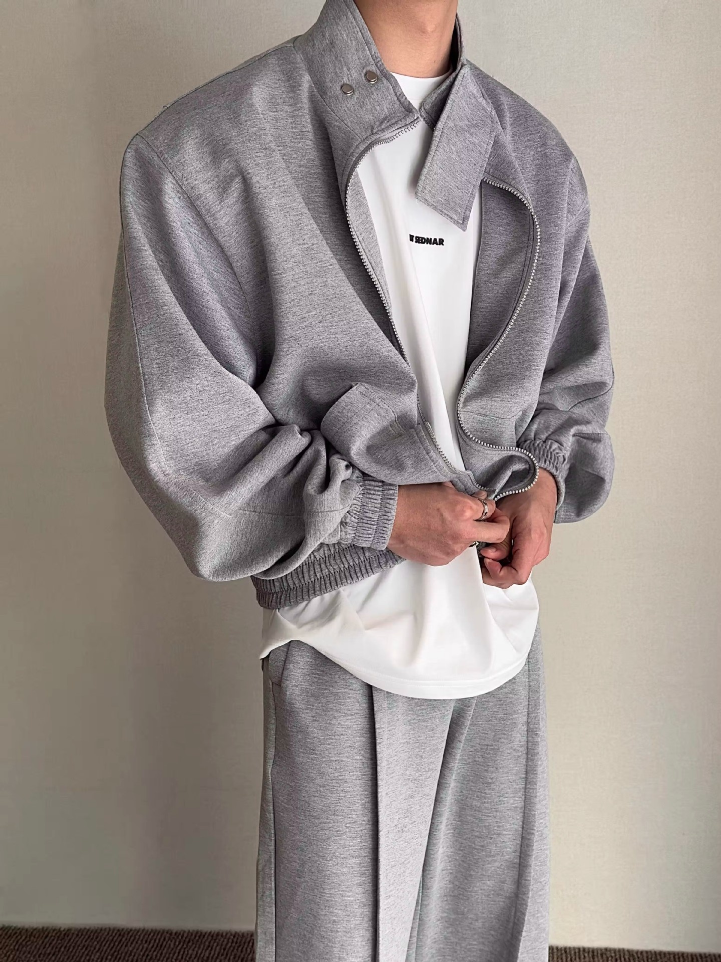 001 Felpa con collo alto, imbottita, stile casual, ampia, stile coreano, 2024, autunno, due pezzi, sportiva, tinta unita, alla moda_voghion.com