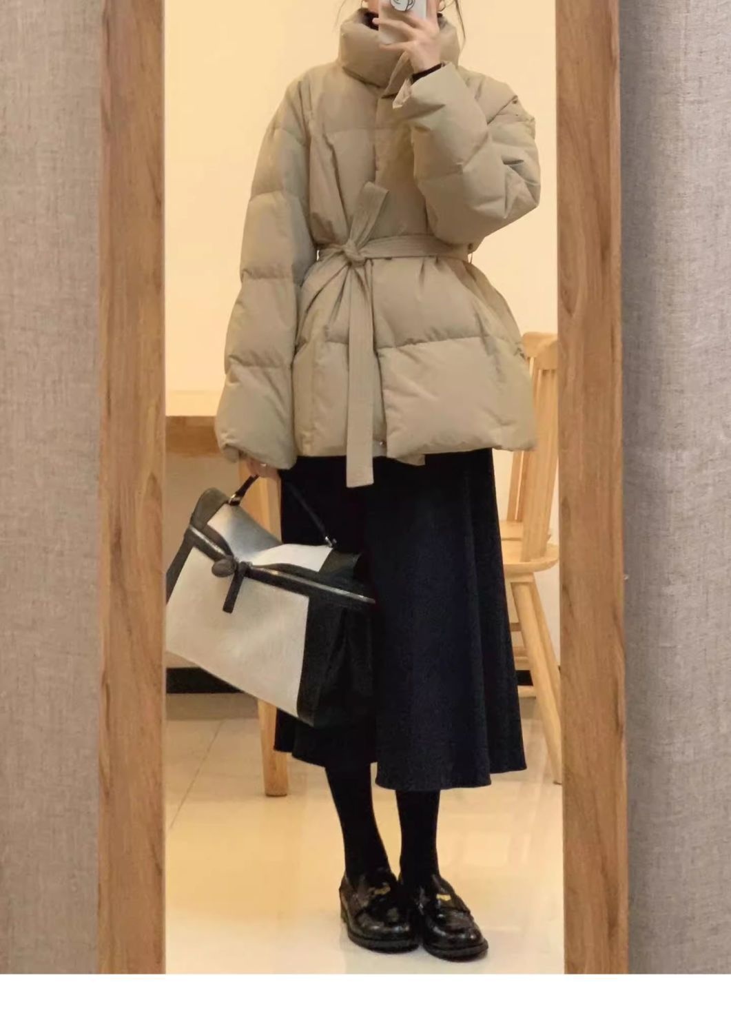 ChicShe Waist-Cinching Down Jacket For Women, Short Style, 2025 Winter New Thickened White Duck Down, Petite Slimming Elegant_voghion.com