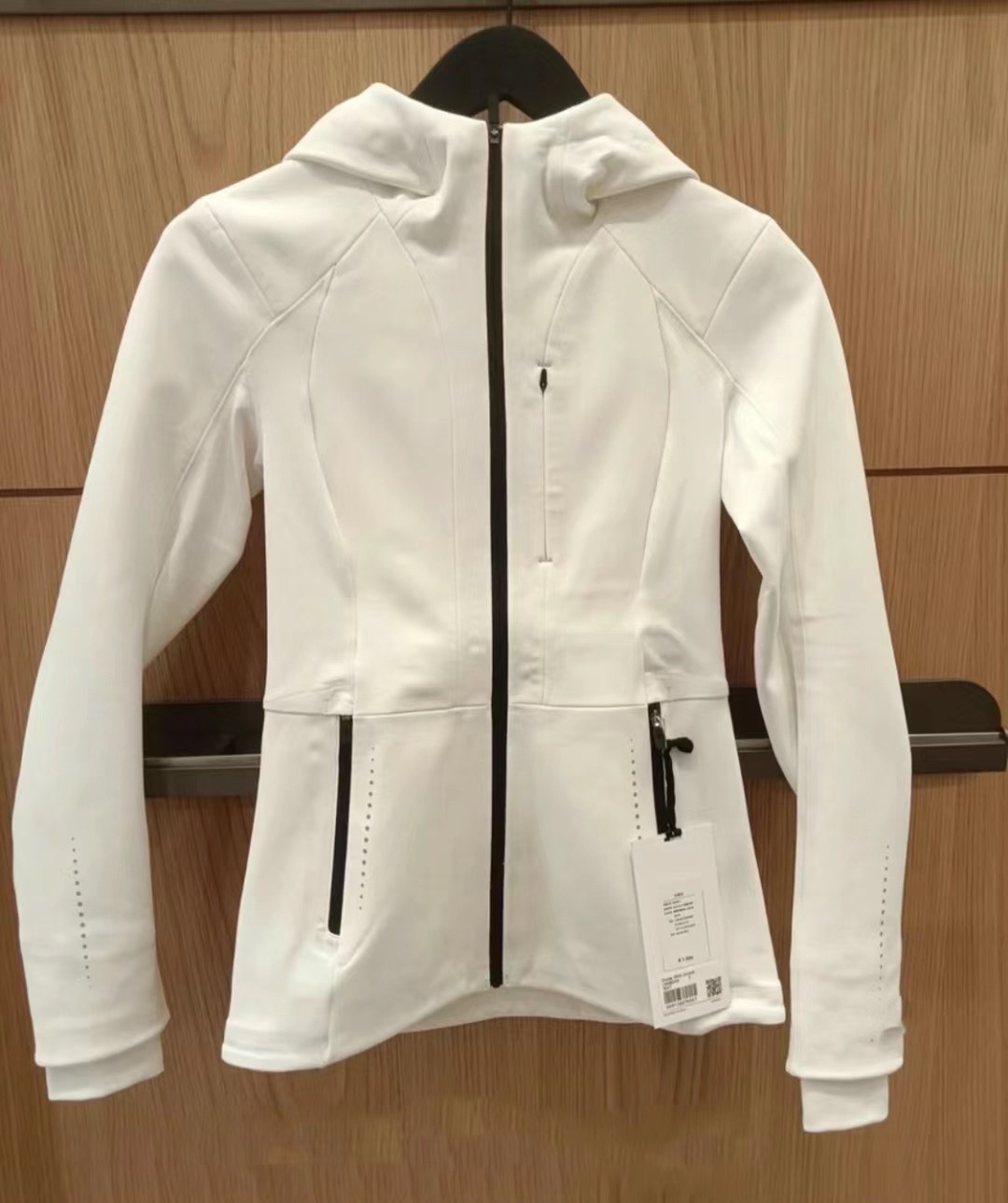 ActiveGo ActiveGo Winter LU Waterproof CrossChil Hooded Soft Shell Sports Jacket Fleece Lined Windbreaker With Reflective Night Vision_voghion.com