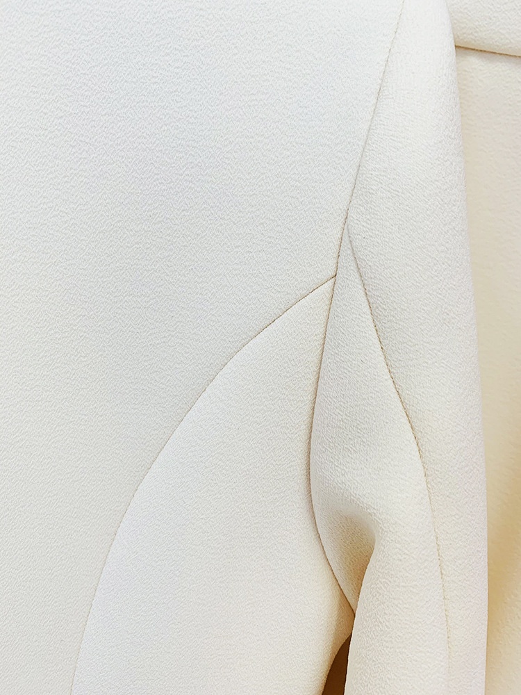 GraceChic Disponibile nel 2025 Nuovo Completo Due Pezzi da Abito con Cintura in Vita e Bottoni Nascosti in Colore Crema, Moda Celebrità Semplice_voghion.com