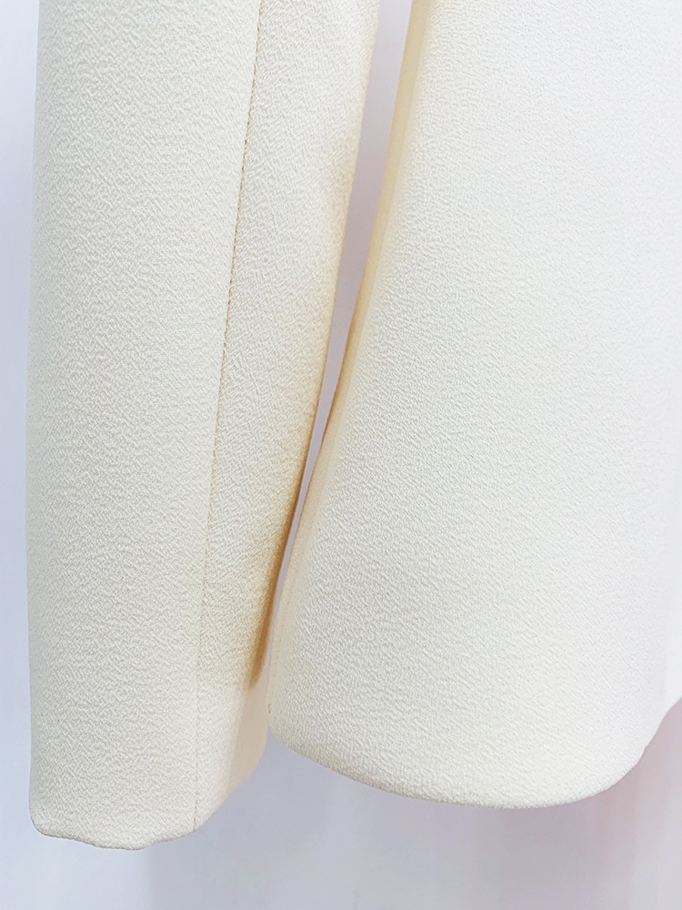 GraceChic Disponibile nel 2025 Nuovo Completo Due Pezzi da Abito con Cintura in Vita e Bottoni Nascosti in Colore Crema, Moda Celebrità Semplice_voghion.com