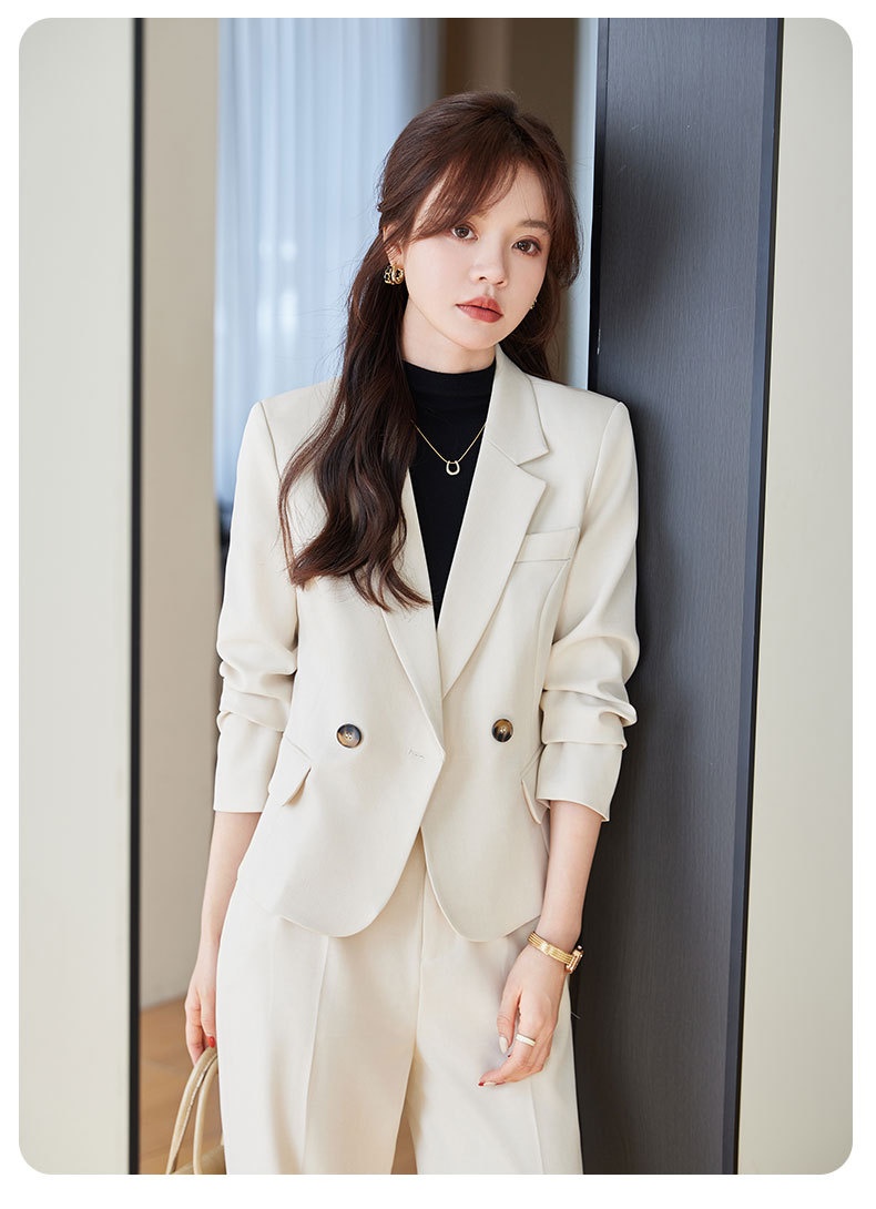 GraceChic Frühjahr/Herbst 2024 Neuer Petite-Short-Anzug für Damen, kleiner Blazer mit weit geschnittener Hose, zweiteiliges Set für den täglichen Weg zur Arbeit_voghion.com