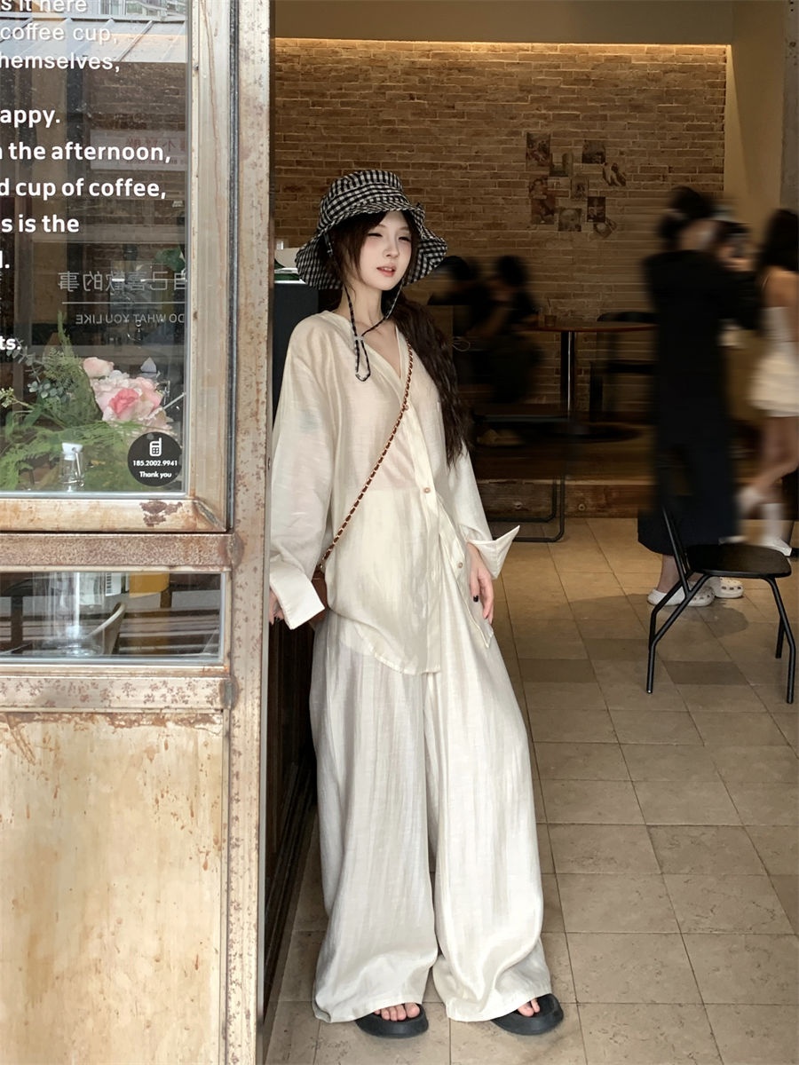 GraceChic 2025 Autunno Donna Stile Lazy Camicia a Maniche Lunghe con Scollo a V e Pantaloni Casual a Vita Alta Set Due Pezzi_voghion.com