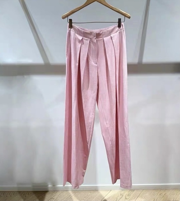 GraceChic French Style Niche 2025 Set blazer rosa Dopamine alla moda + pantaloni a pieghe per l'inizio dell'autunno_voghion.com