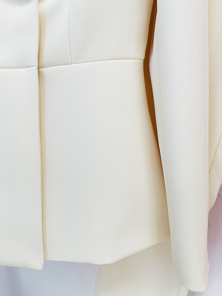 GraceChic Disponibile nel 2025 Nuovo Completo Due Pezzi da Abito con Cintura in Vita e Bottoni Nascosti in Colore Crema, Moda Celebrità Semplice_voghion.com