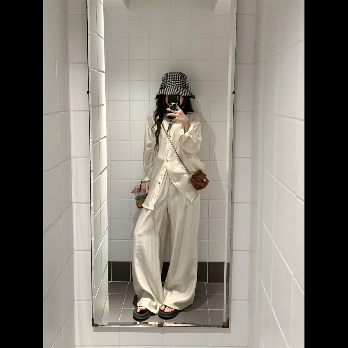 GraceChic 2025 Autunno Donna Stile Lazy Camicia a Maniche Lunghe con Scollo a V e Pantaloni Casual a Vita Alta Set Due Pezzi_voghion.com