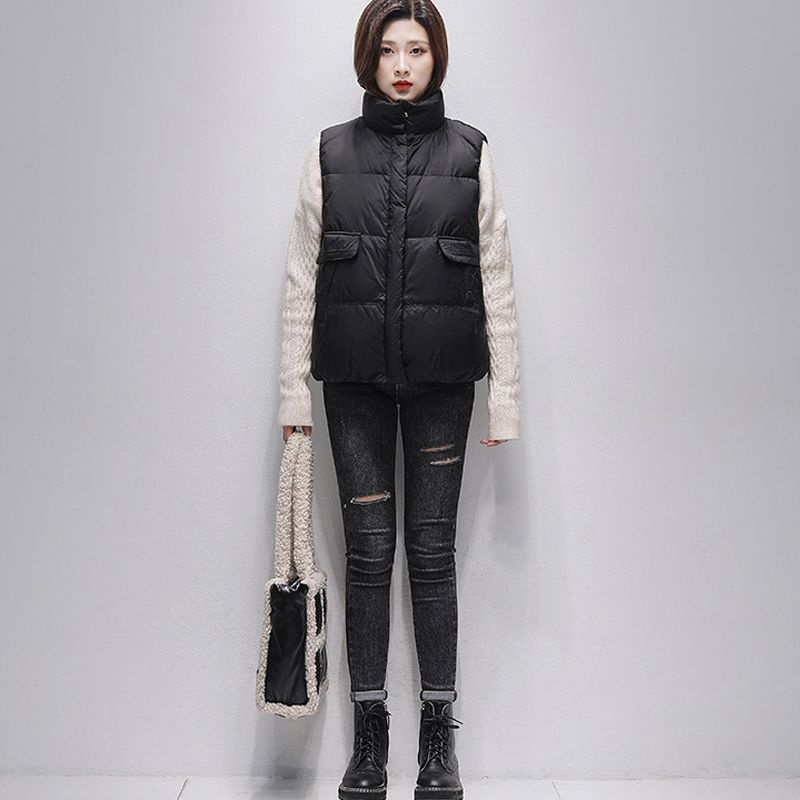 Doudoune ChicShe Petite pour femme, collection hiver 2025, col montant, duvet de canard blanc, coupe courte et ample, idéale pour l'hiver._voghion.com