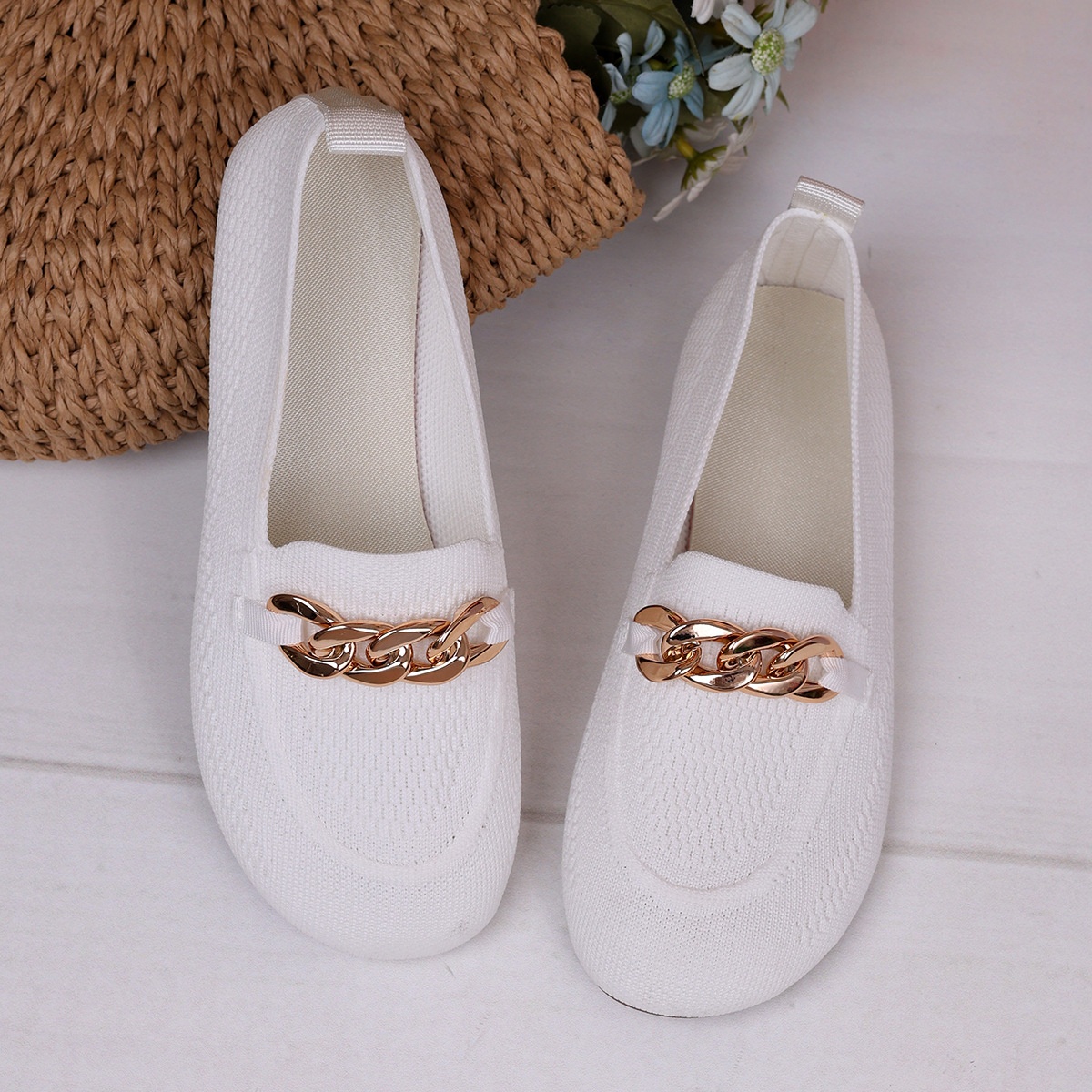 European And American Foreign Trade Large Size Chain Flat Shallow Mouth Single Shoes For Women Cross-Border Wide Toe Fly_voghion.com
