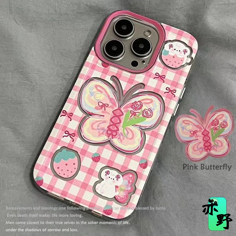 Coque TechGlobe Graffiti compatible avec iPhone 16 Pro, iPhone 14 et iPhone 15, motif papillon rose et blanc à carreaux._voghion.com