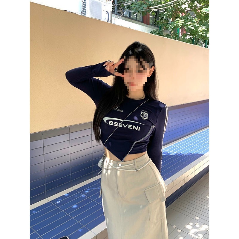 001 Plus Size Herbst Retro Buchstaben Motorrad Sport Stil Bedrucktes Langarm Kurzarmhemd Damen Dicke Arbeitskleidung Rock Set_voghion.com