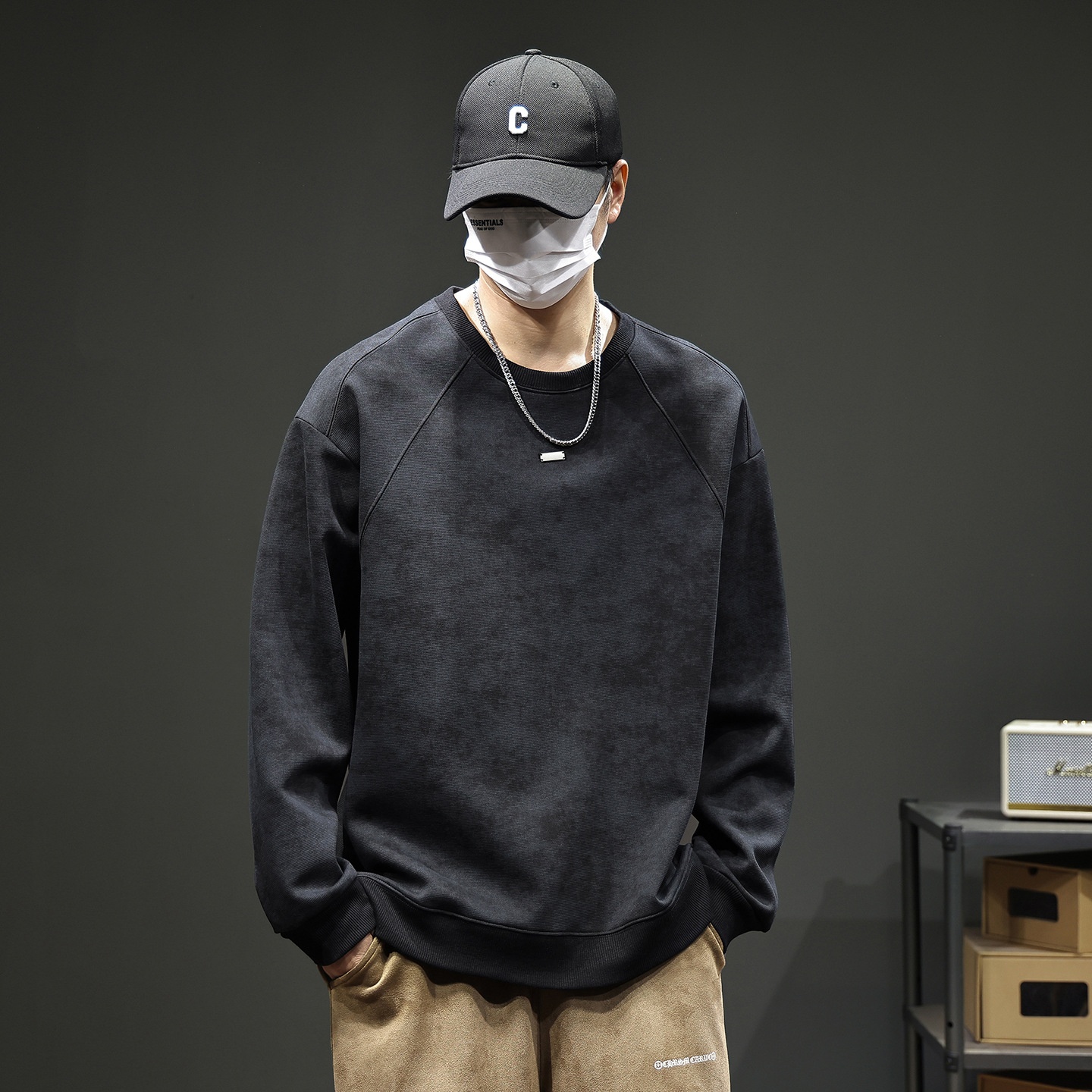 Maglietta a maniche lunghe alla moda in stile americano per uomo, 2025, nuova felpa da uomo di alta qualità, strato di base largo per giovani, per primavera e autunno_voghion.com