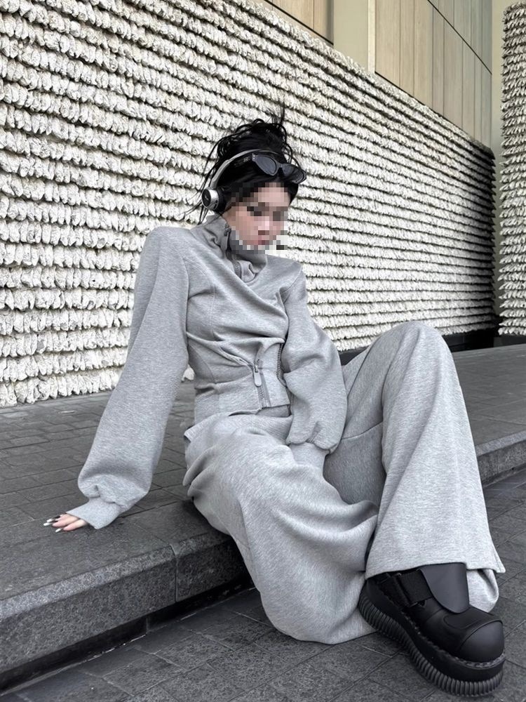 001 Spring And Autumn New Korean Plus Size Niche Design Sports Style Gray Sweatshirt Wide-Leg Pants Set For Women_voghion.com