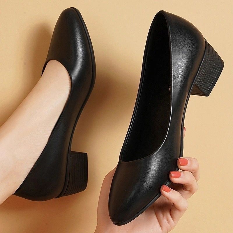 Chunky Heel Mom Commuting Versatile Small Leather Soft Sole Shallow Mouth Single Shoes Women 2025 Spring New Loafers_voghion.com