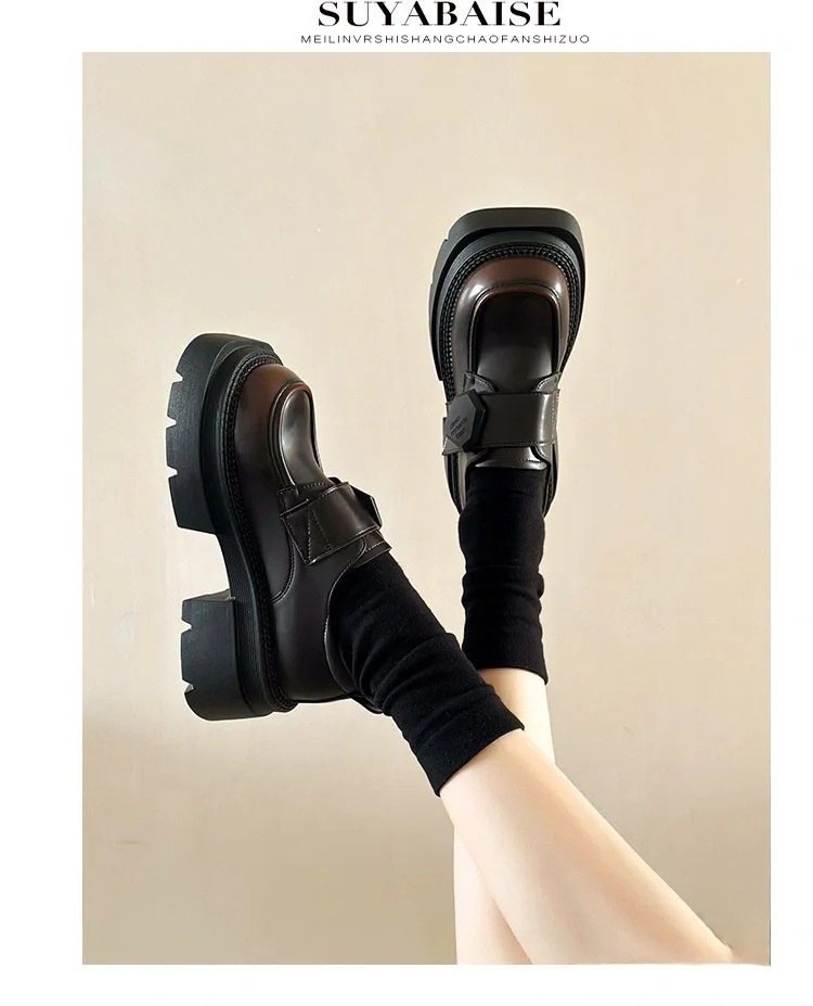 Dames leren 2025 lente nieuwe Britse stijl klittenband vierkante neus mode casual loafers platform dikke zool enkele schoenen_voghion.com