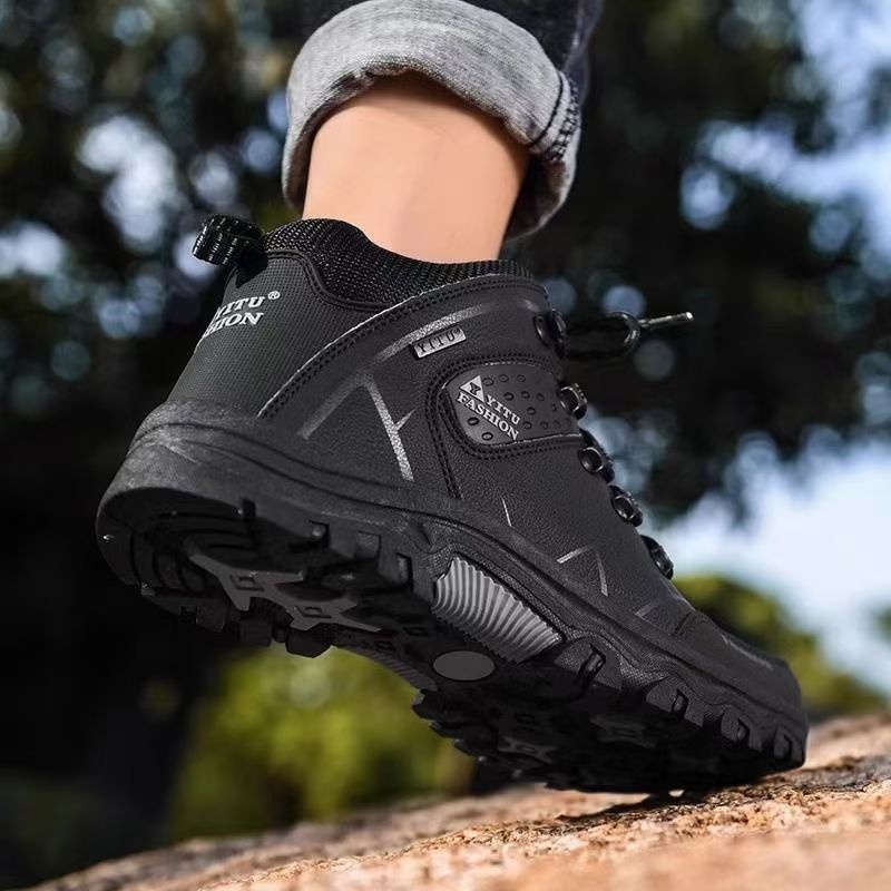 ShoeGlobe Men's 2025 Spring New Labor Protection Sports Hiking Waterproof Non-slip Wear-resistant Outdoor Low-top Casual Shoes For_voghion.com