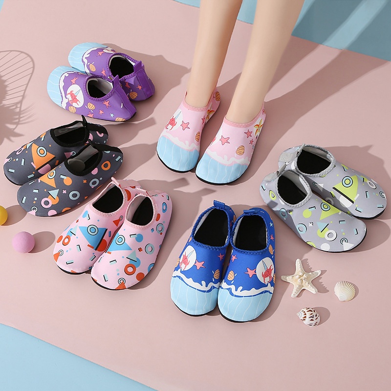 Scarpe da spiaggia per bambini, antiscivolo, anti-taglio, per bambini e bambine, adatte per parchi acquatici, anti-sabbia, delicate sulla pelle, per nuotare, guadare e torrente_voghion.com