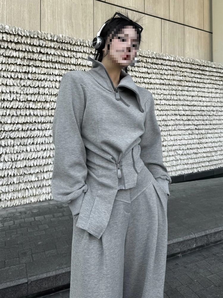 001 Spring And Autumn New Korean Plus Size Niche Design Sports Style Gray Sweatshirt Wide-Leg Pants Set For Women_voghion.com