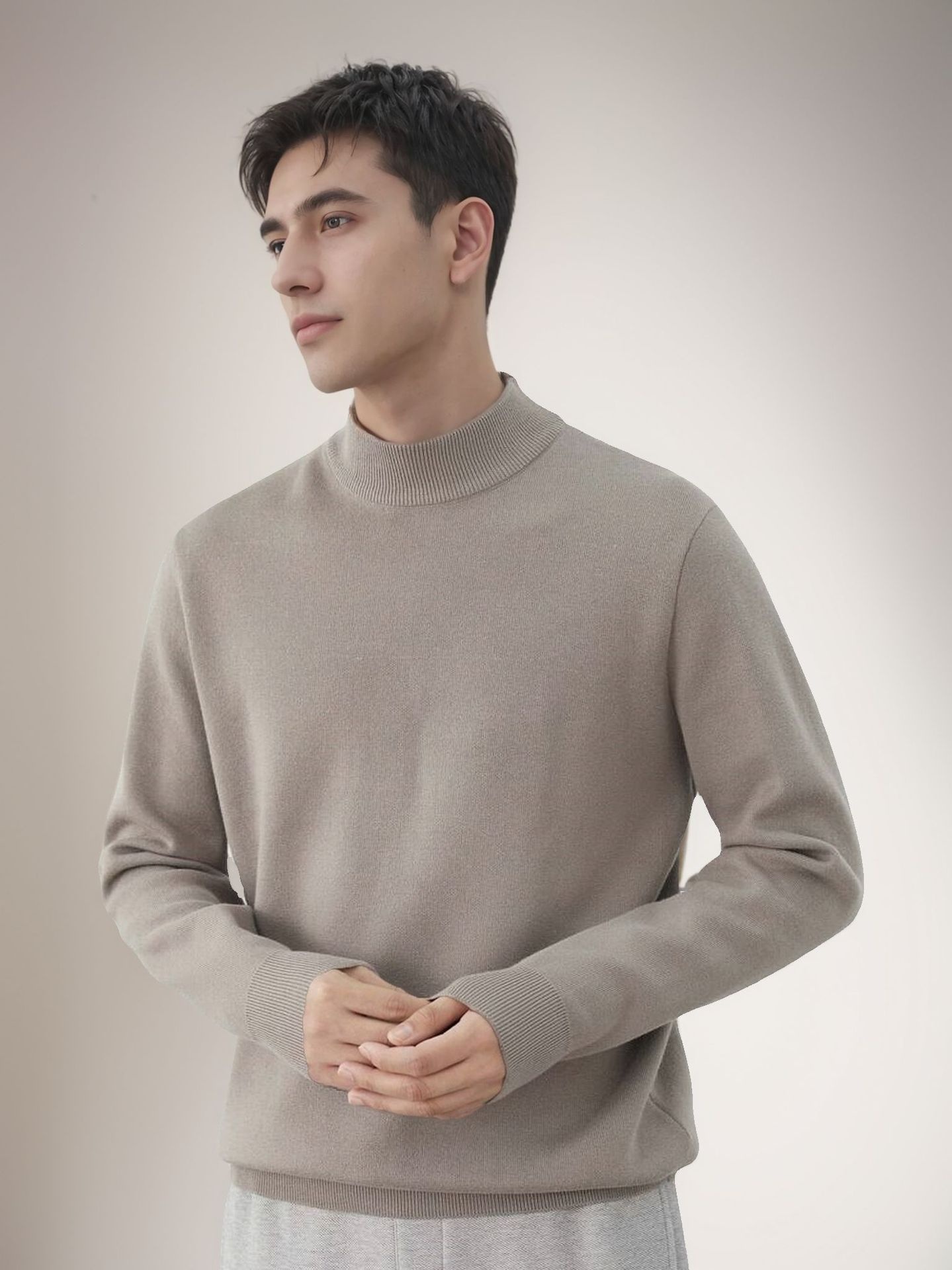 1 Maglione da uomo tinta unita 2025 Autunno Inverno Nuovo foderato in pile ispessito caldo collo medio maglietta base nera top alla moda_voghion.com