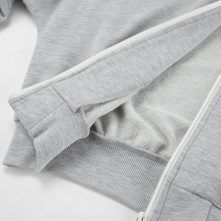 001 2024 Herfst Europese en Amerikaanse stijl Sweatshirt met capuchon en lange mouwen Losse shorts Tweedelige set Veelzijdige casual sport_voghion.com