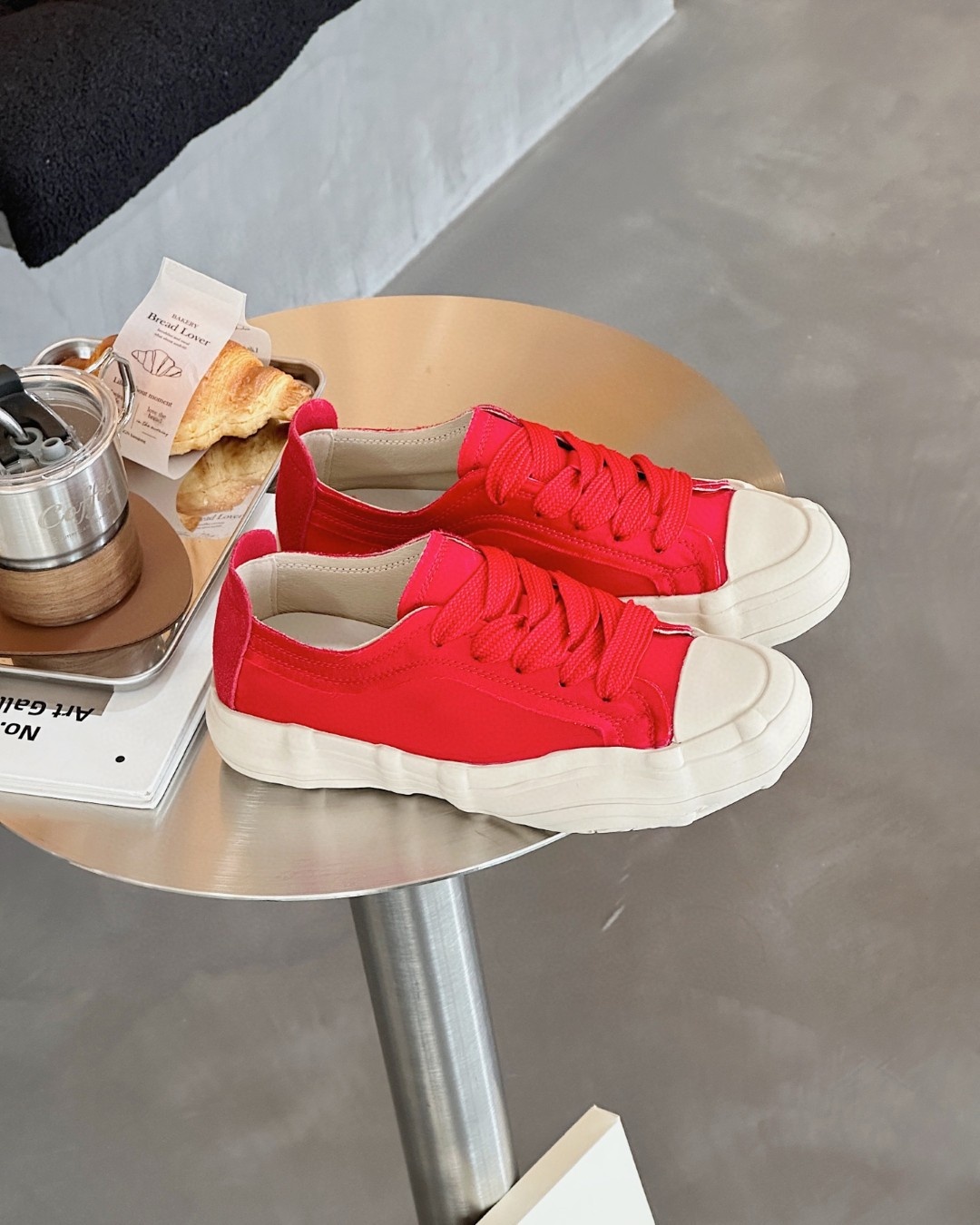 Spanish Style Niche Satin Canvas For Women 2025 Summer New Versatile Biscuit Casual Sports Flat Shoes_voghion.com