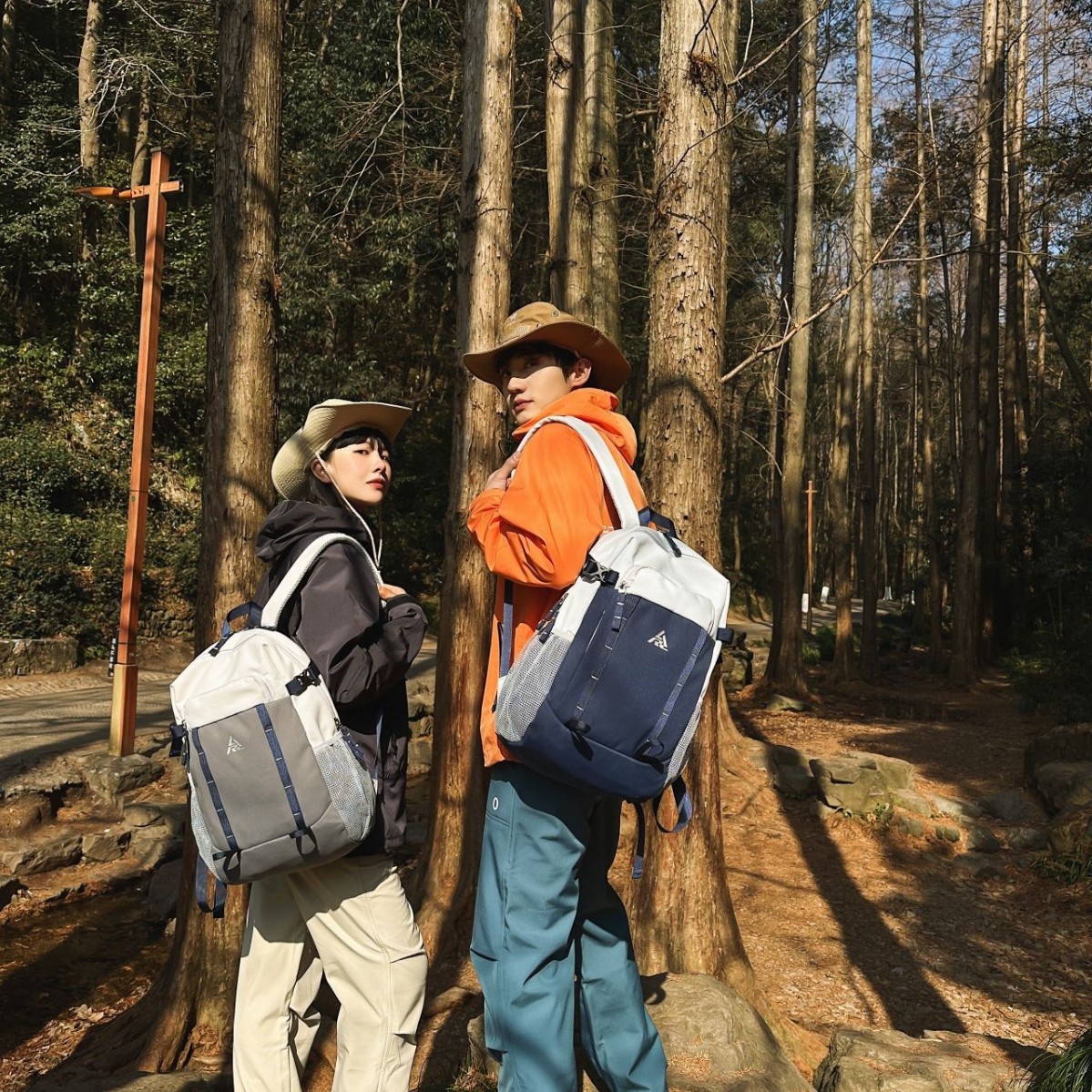 Sac à dos ActiveGo Cross-border Nouveau sac à dos grande capacité, léger et multifonctionnel pour les voyages, la randonnée et les activités de plein air - Sac cadeau_voghion.com
