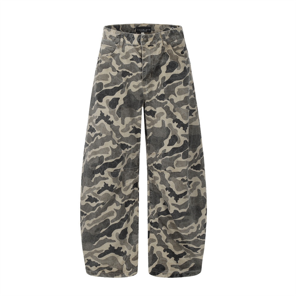 Europäische und amerikanische Streetwear-Mode, Camouflage-Scimitar-Herren-Jeanshose, Outdoor-Sportdesign, plissiert, locker geschnitten_voghion.com