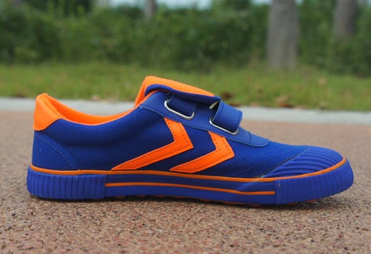 ShoeGlobe Qingdao Double Star Canvas Fußballschuhe für Kinder mit Kunstrasen und magischer Schnalle (neues Modell)_voghion.com