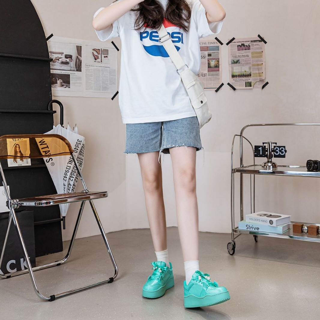 Nuove scarpe da ginnastica estive Huachen Yu dello stesso stile, verde menta, con suola spessa, versatili, traspiranti, con aumento dell'altezza, 2024_voghion.com