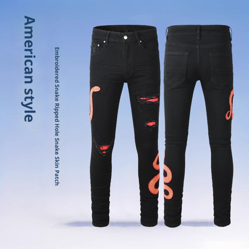 Chłopięce europejskie i modne dżinsy w amerykańskim stylu z podartymi naszywkami ze skóry węża, obcisłe, męskie, haftowane, ze stretchem_voghion.com