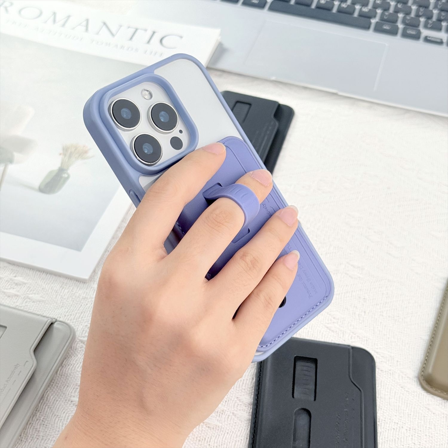 TechGlobe New Design Magnetic Ultra-Thin Holder Card Case Hidden Elastic Telescopic Silicone Wrist Strap Phone Clip_voghion.com