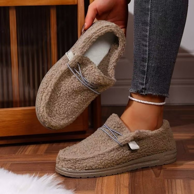 Nuove scarpe basse da donna di grandi dimensioni con riccioli del commercio estero, sneakers pigre con lacci in pile_voghion.com
