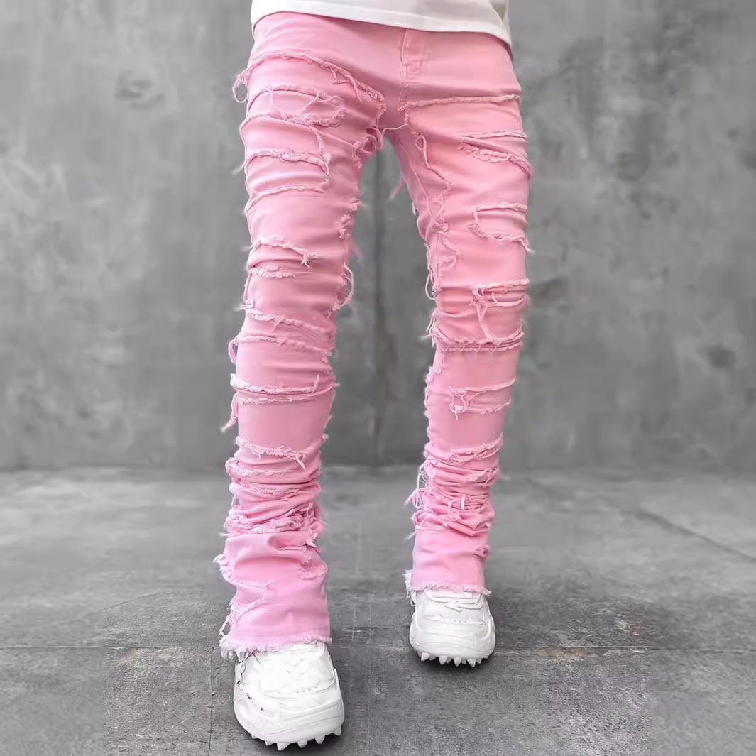 Europäischer und amerikanischer Außenhandel: Neuer Streetstyle für Herrenjeans – gerader, leicht ausgestellter Schnitt_voghion.com