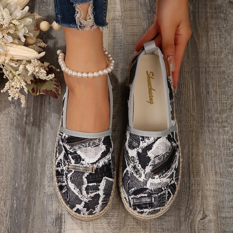 Europäischer und amerikanischer Stil, große Größen für Damen, neue Herbst-Export-Schuhe, flache, runde Zehenpartie, lässiger Slipper für Damen._voghion.com