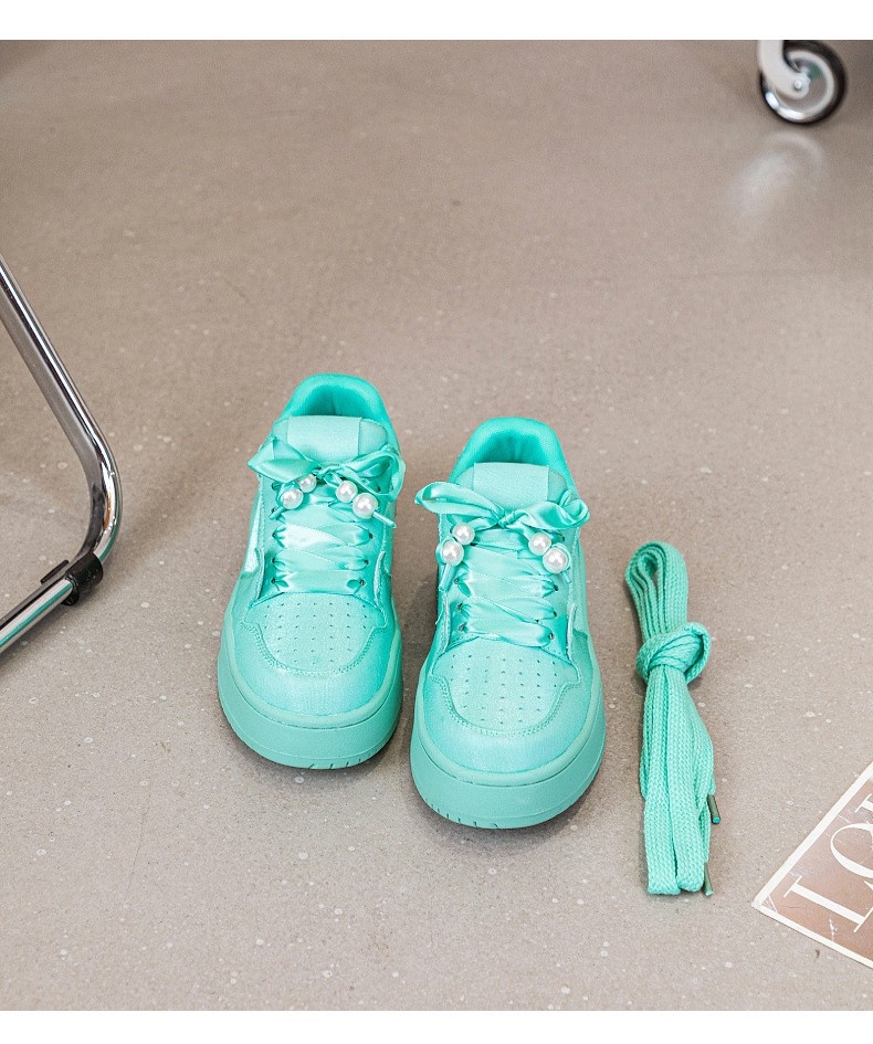 Nuove scarpe da ginnastica estive Huachen Yu dello stesso stile, verde menta, con suola spessa, versatili, traspiranti, con aumento dell'altezza, 2024_voghion.com