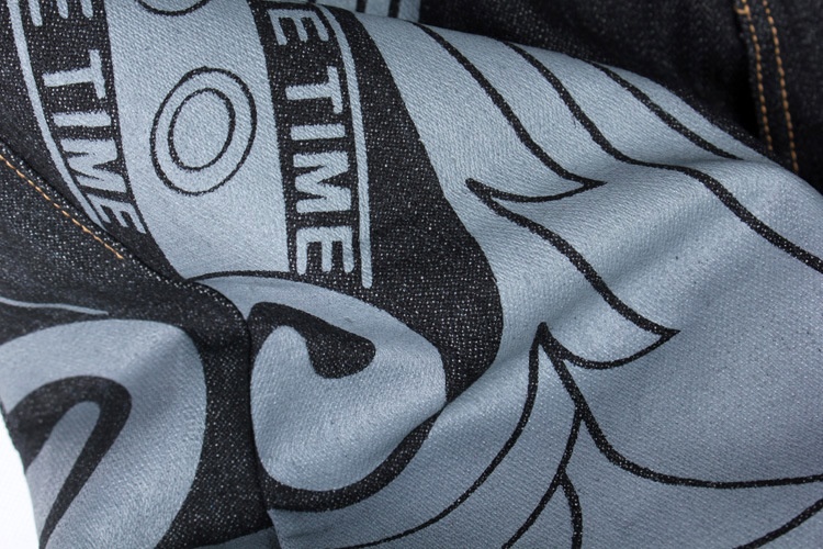 Sommerliche europäische und amerikanische Trends: Lässige Jeansshorts in Übergröße für Jungen, Herren-Caprihosen mit Hip-Hop-Graffiti-Print und Stickerei._voghion.com