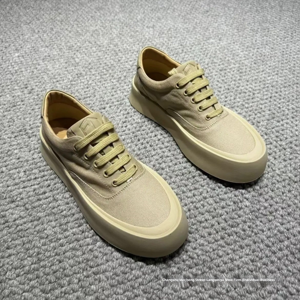 Zees Canvas Men's 2025 New Spring European Style Slip-On Breathable Lazy British Casual White Shoes_voghion.com