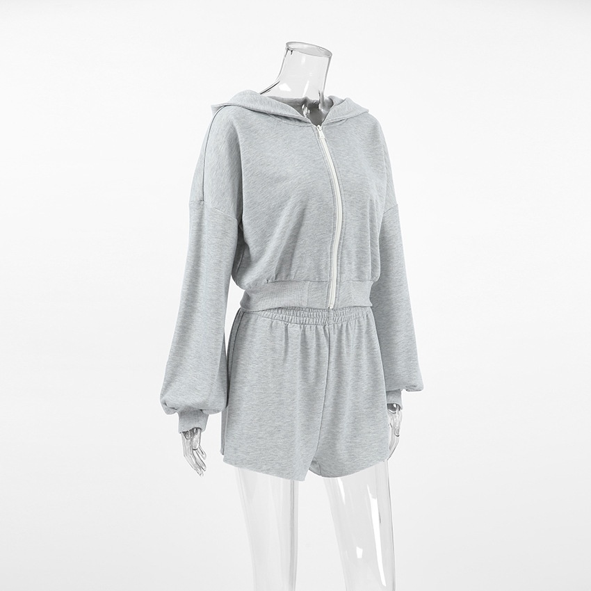 001 2024 Herfst Europese en Amerikaanse stijl Sweatshirt met capuchon en lange mouwen Losse shorts Tweedelige set Veelzijdige casual sport_voghion.com