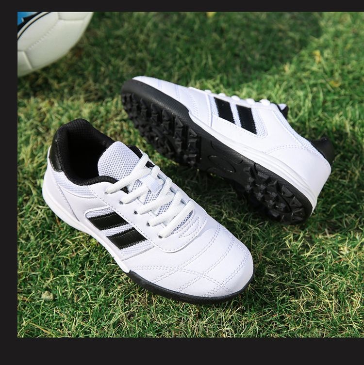 ShoeGlobe New With Studs For Children, Turf Soccer Shoes, Elementary School Girls' Flat Non-Slip Breathable Indoor Training Shoes_voghion.com