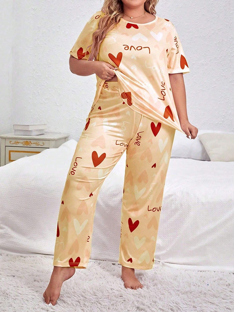 ChicShe Pyjama-Set in Übergröße für Damen: Lange Hose, Kurzarm-T-Shirt mit Herzmuster, 2-teilig, bordeauxrot_voghion.com