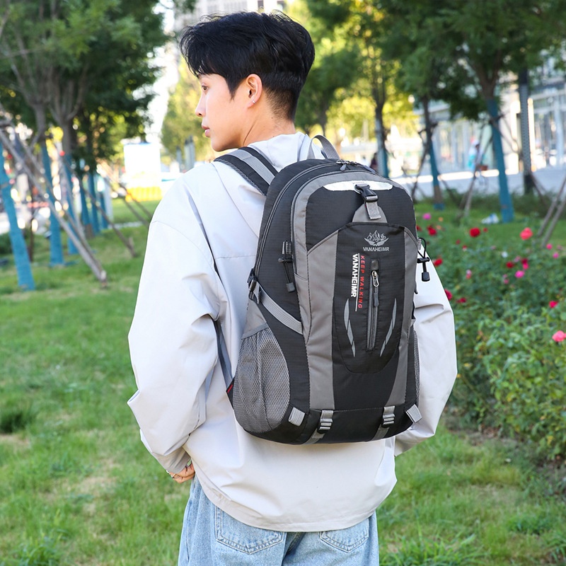 Sac à dos de randonnée ActiveGo Outdoor, respirant et imperméable, grande capacité, idéal pour le camping et les pique-niques, pour homme. Sac à dos de sport décontracté._voghion.com