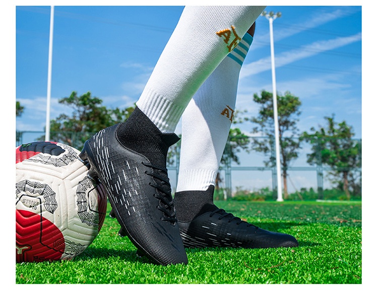 ShoeGlobe Autumn Binbin Bird Factory Direct Sales Long Spikes High Top Breathable Sports Training Shoes For Men And Women Football_voghion.com